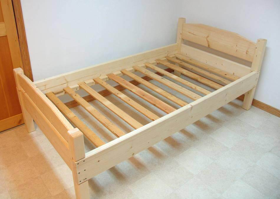 Giường gỗ 032